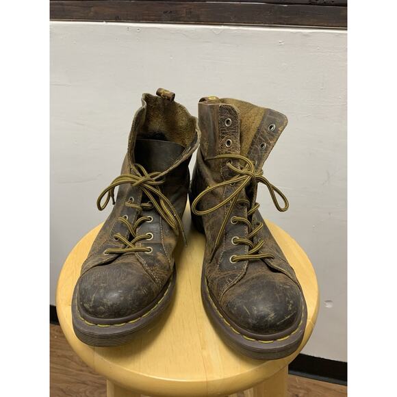 Dr Martens Distressed Brown Greenland Alexis Leather Womens Boots US 11 EUR 43 - Picture 2 of 6
